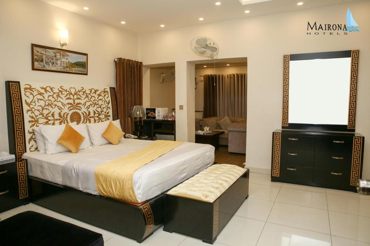 Hotel Mairona Gulberg Lahore Exterior foto